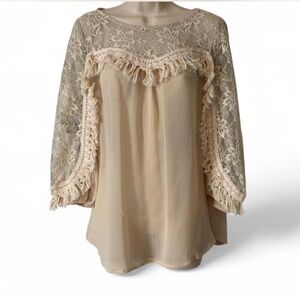 Sheer Lace Tassel Blouse‎